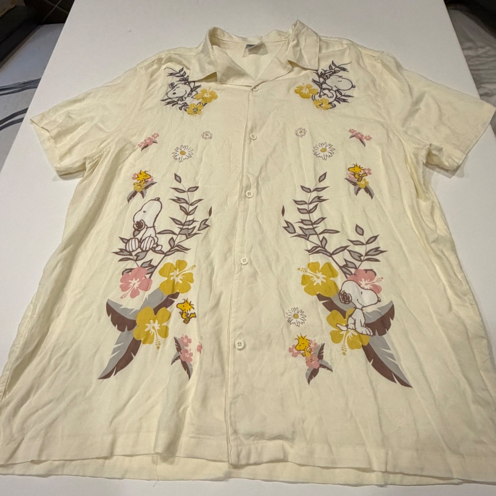 Peanuts Snoopy Woodstock Embroidered Rayon Camp Shirt Mens XL Cream Floral